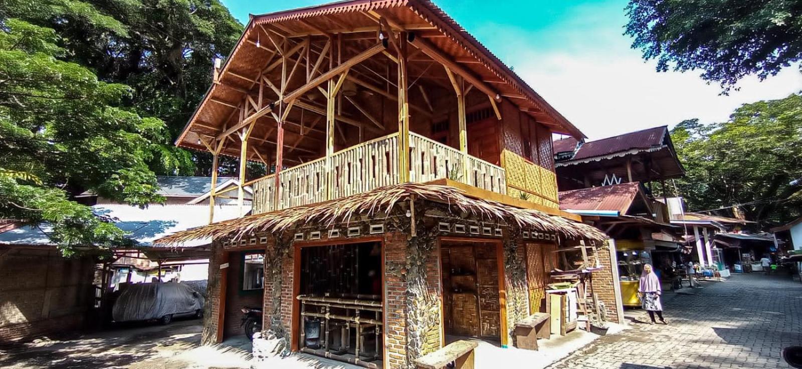 Sama Sama Homestay & Trekking Only Stay Here Book Trekking And Transport With Us Bukit Lawang Esterno foto